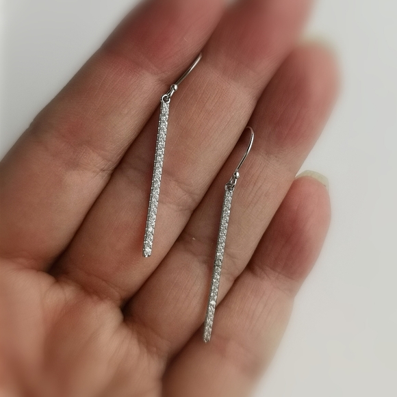 New Minimalist Sterling Silver cz linear bar earrings - Picture 5 of 7